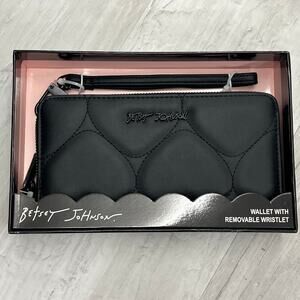 Betsey Johnson Black Bubble Heart Faux Leather Wallet Removable Wristlet
